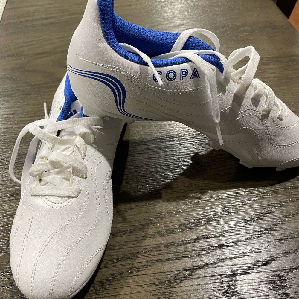 Football cleats